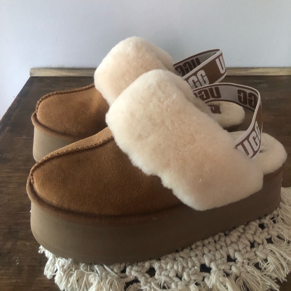 Ugg platform slippers size 8